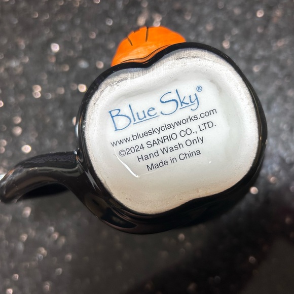 New Blue Sky Sanrio Hello Kitty with pumpkin halloween mug - Picture 8 of 13